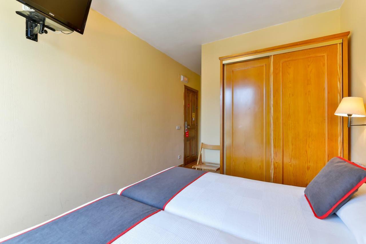 Casa Rural La Chata By Vivere Stays Valsain Εξωτερικό φωτογραφία