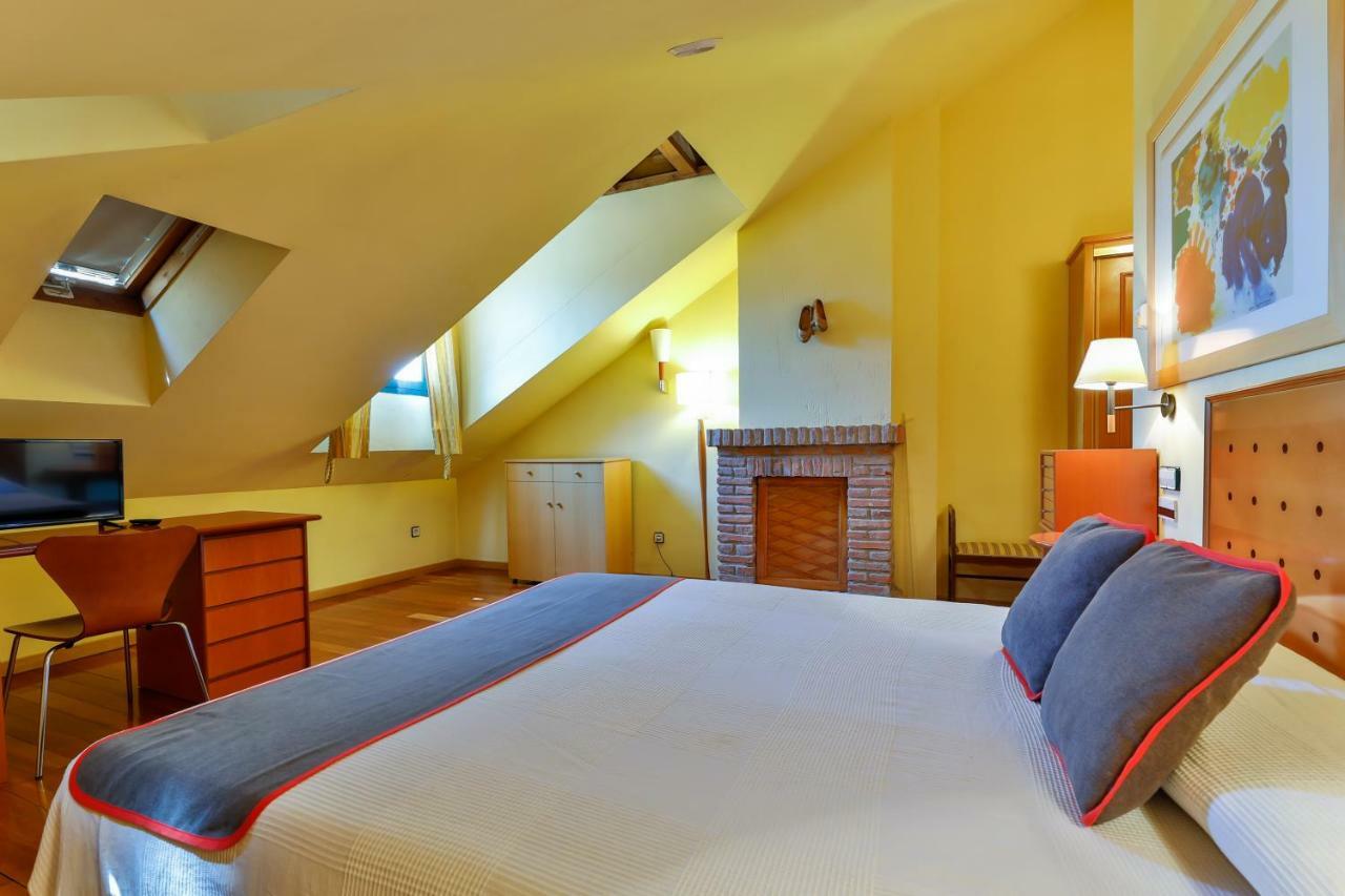 Casa Rural La Chata By Vivere Stays Valsain Εξωτερικό φωτογραφία